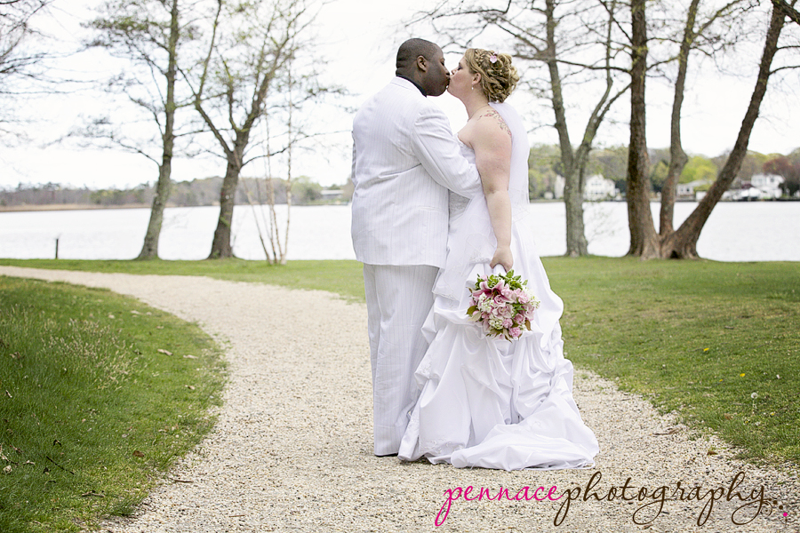 Bayard Cutting Arboretum Bride and Groom